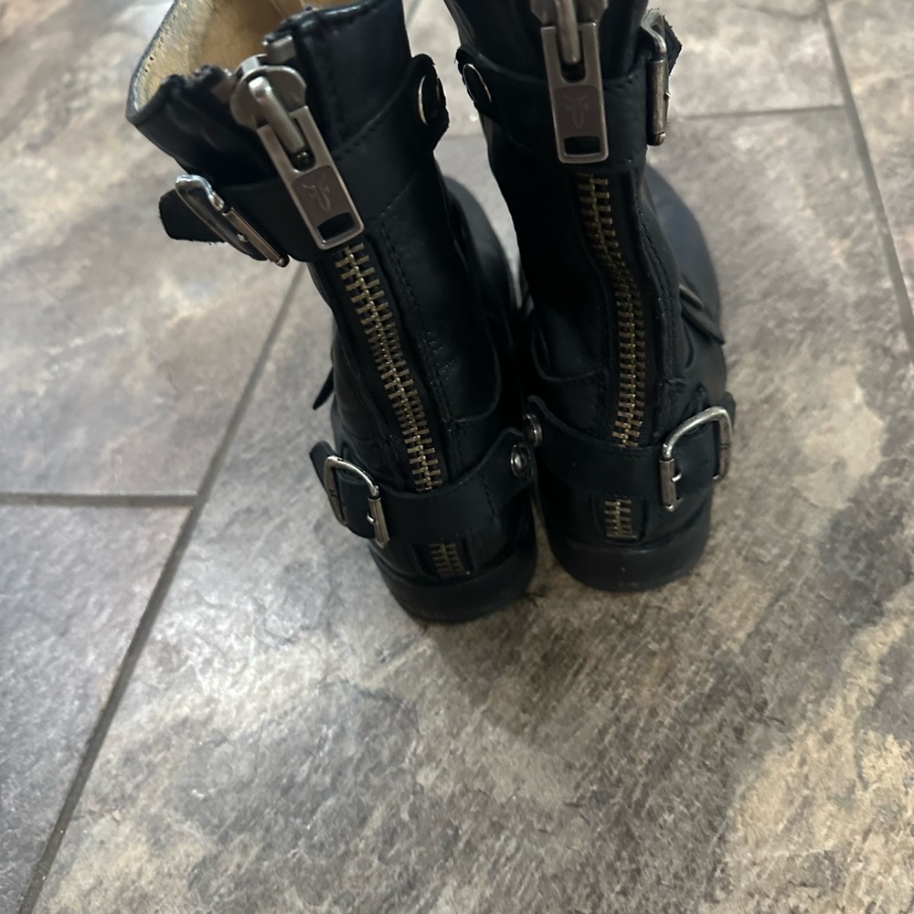 Frye Veronica Short Boot women’s size 7 - Picture 4 of 7
